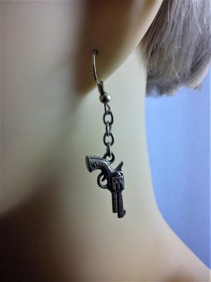 Steampunk 3D gun and drop chain earrings