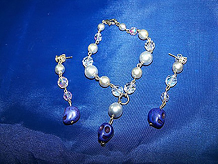 Gothic Lolita pearl crystal skull earring and bracelet set