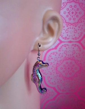 Iridescent 3D seahorse earrings