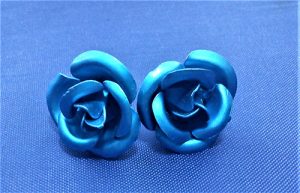 Electric blue metallic rose stud earrings