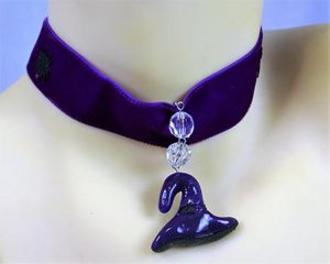 Witches hat choker necklace