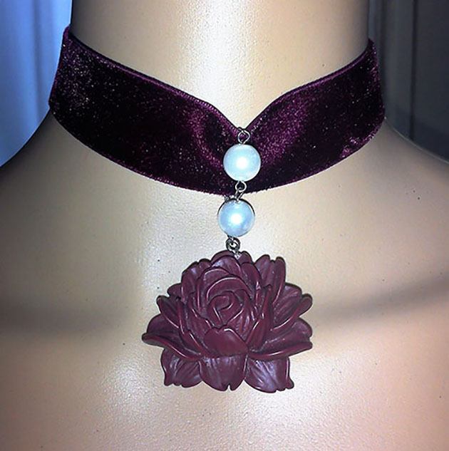 Lolita 3D wine red flower cameo choker 