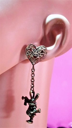 Gold wonderland 3D rabbit and heart earrings