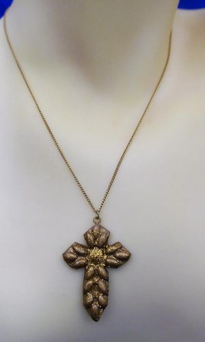 Gold 3D weave cross necklace