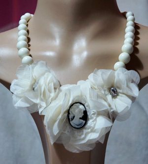 Lolita cameo flower and jewel necklace
