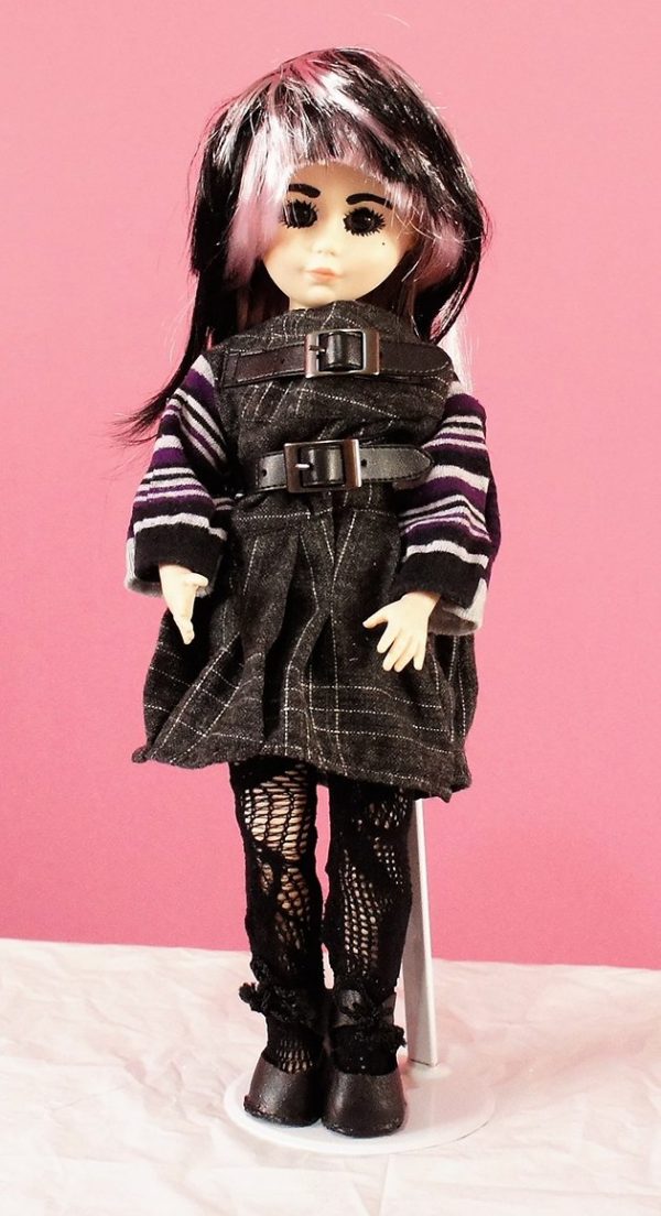Gothic Lolita black tartan and buckle dress