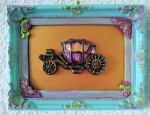 Victorian 3D carriage in gold and aqua green wall plaque